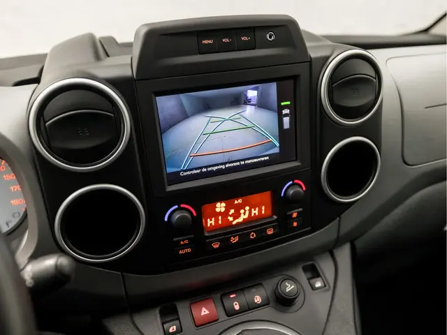 Citroën Berlingo 1.2 PureTech XTR 2017 Benzine 13