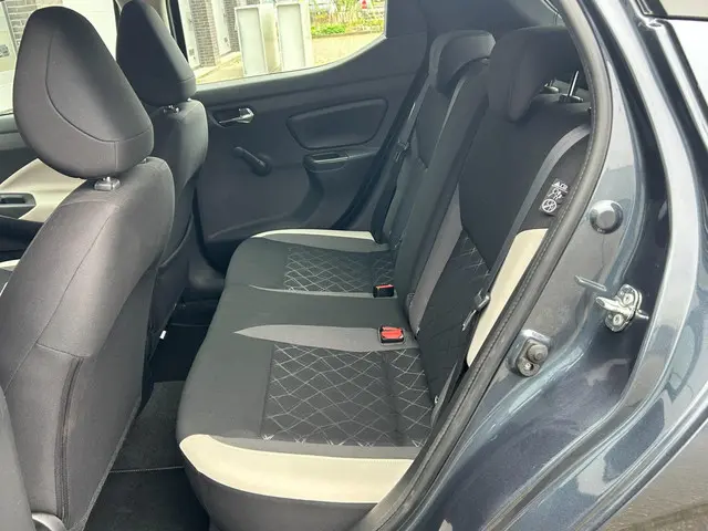 Nissan Micra 1.0L Acenta 2018 Benzine 16