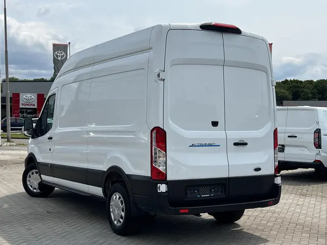 Ford E-Transit 350 L3H3 Trend 68 kWh 2023 Elektrisch 8