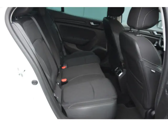 Renault Mégane 1.3 TCe Limited 2020 Benzine 15