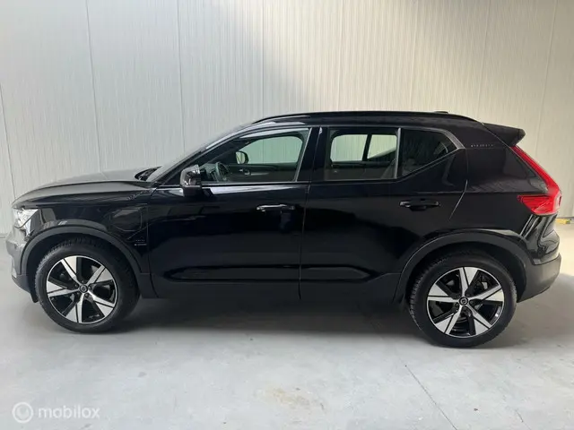 Volvo XC40 1.5 T4 Recharge R-Design 2022 Hybride Benzine 4