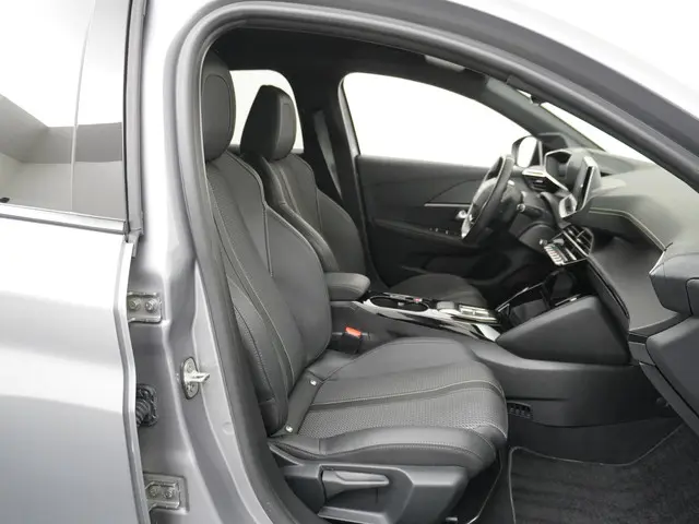Peugeot e-208 EV GT Pack 50 kWh 2023 Elektrisch 40