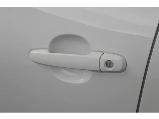 Toyota Aygo X Hybrid 115 play 2025 Hybride Benzine 36