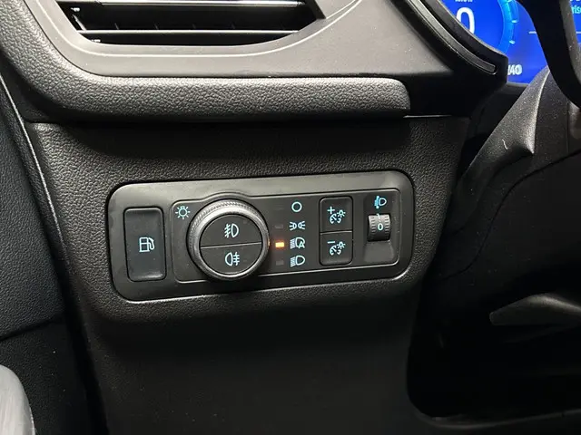 Ford Kuga 2.5 PHEV Titanium 2022 Hybride Benzine 21