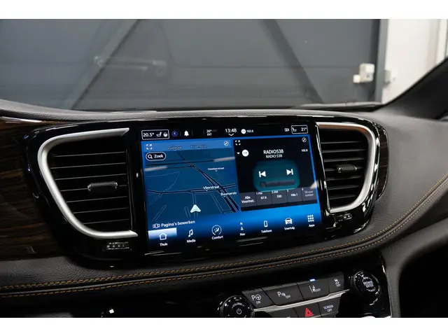 Chrysler Pacifica 3.6 V6 Hybrid 2023 Benzine 28
