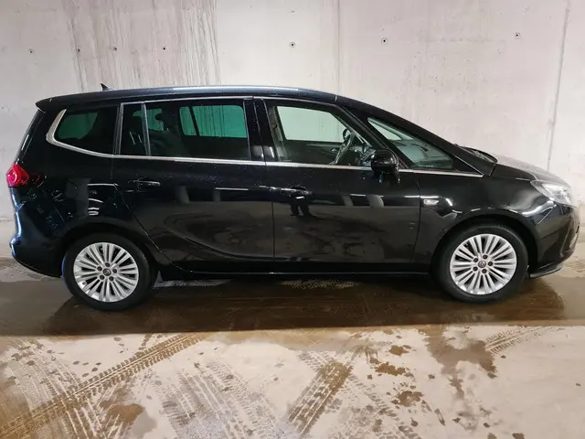 Opel Zafira Tourer 1.4 Business+ 7p. 2015 Benzine 7