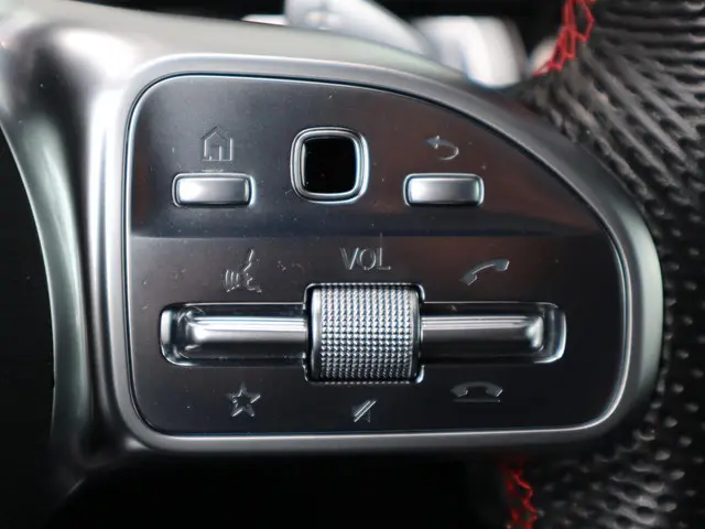 Mercedes-Benz GLB 200 AMG Line 7p. 2022 Benzine 18