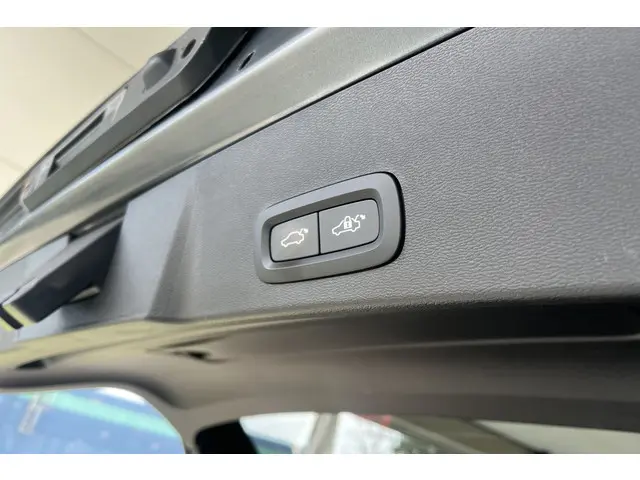 Volvo XC40 T5 AWD Intro Edition 2018 Benzine 39