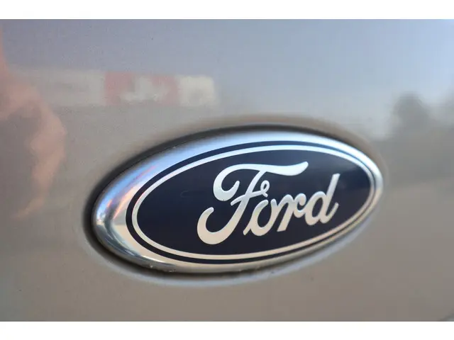 Ford Tourneo Connect Compact 1.0 Titanium 2015 Benzine 38