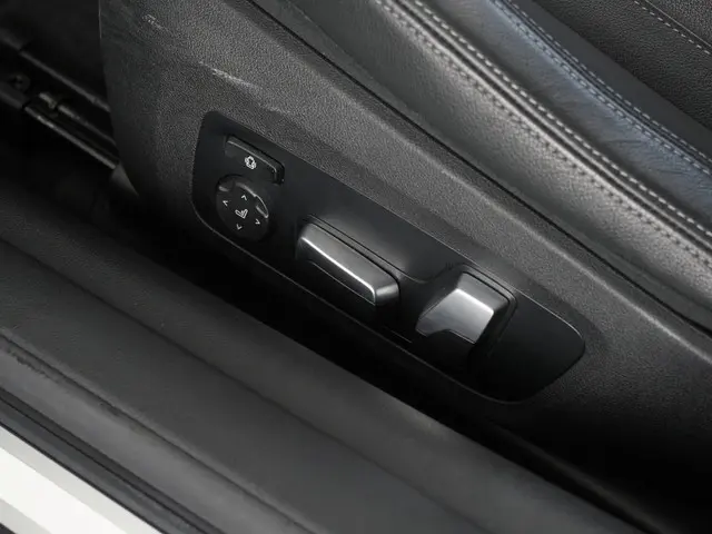 BMW 4 Serie Cabrio 420i High Executive 2021 Benzine 11