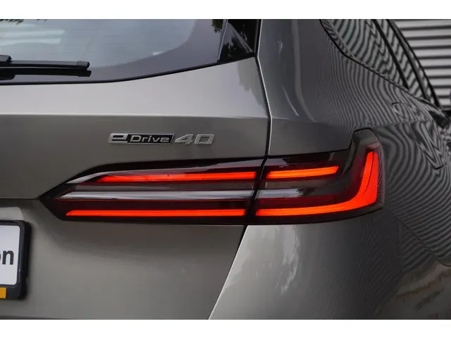BMW i5 Touring eDrive40 2025 Elektrisch 27