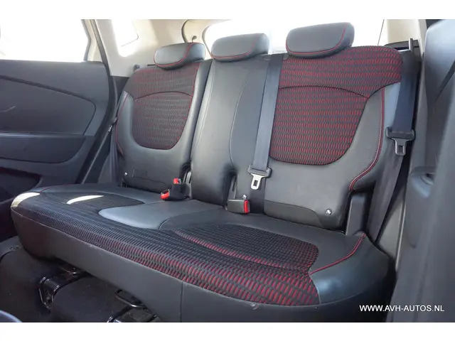 Renault Captur 0.9 TCe Helly Hansen 2015 Benzine 7