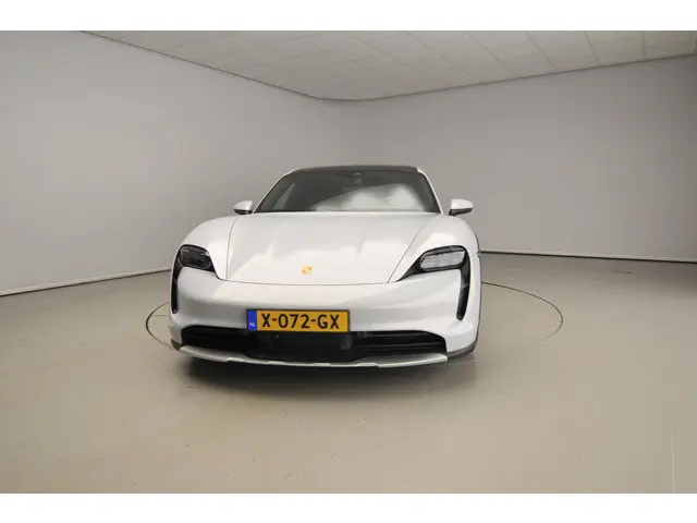 Porsche Taycan Cross Turismo 4S 93 kWh 2022 Elektrisch 5