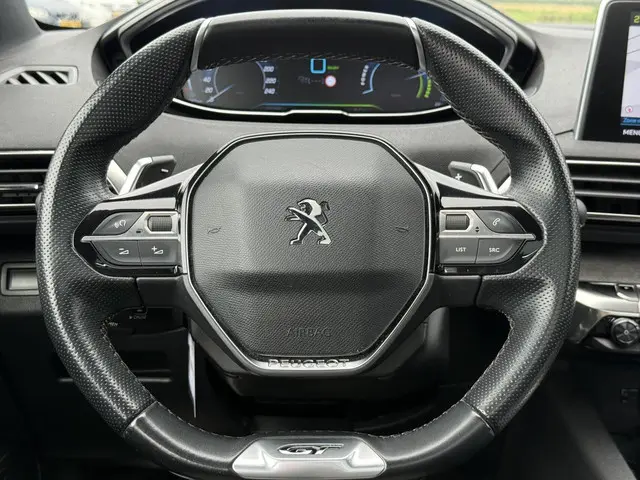 Peugeot 3008 1.6 HYbrid4 300 GT 2020 Hybride Benzine 28