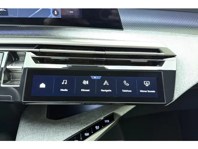 Peugeot 3008 1.2 Hybrid 145 GT 2025 Hybride Benzine 25