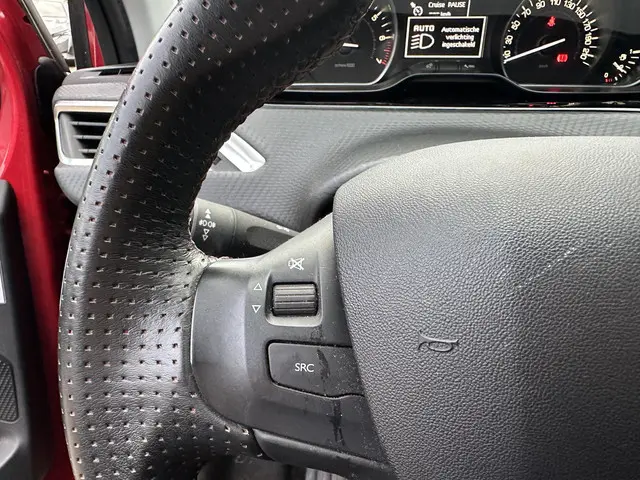 Peugeot 208 1.2 Turbo 110 PK GT-Line 2019 Benzine 13