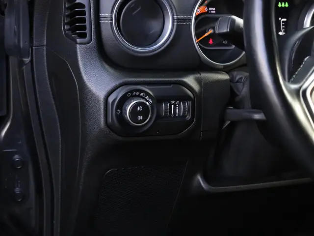 Jeep Wrangler 2.2D Sahara 2019 Diesel 19