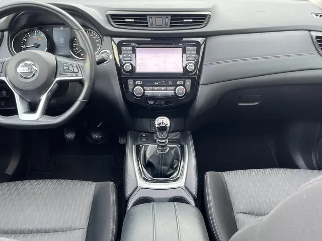 Nissan X-Trail 1.6 DIG-T N-Connecta 7p. 2018 Benzine 83