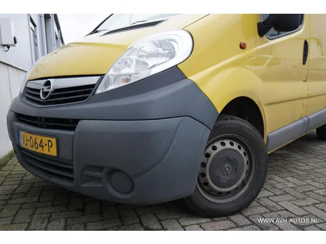 Opel Vivaro 2.0 CDTI L1H1 DC EcoFLEX 2014 Diesel 12