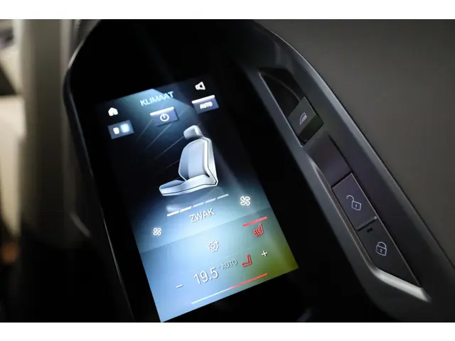 BMW 7 Serie M760e xDrive 2025 Hybride Benzine 25