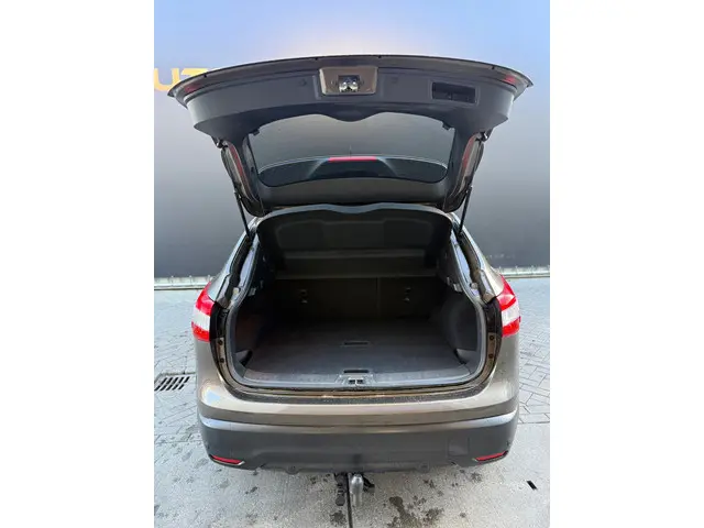 Nissan QASHQAI 1.2 N-Connecta Panorama 2017 Benzine 20