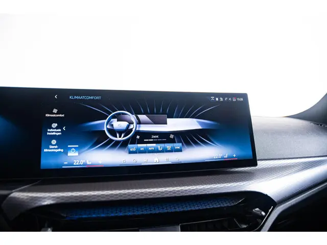 BMW 3 Serie Touring 330e 2025 Hybride Benzine 16