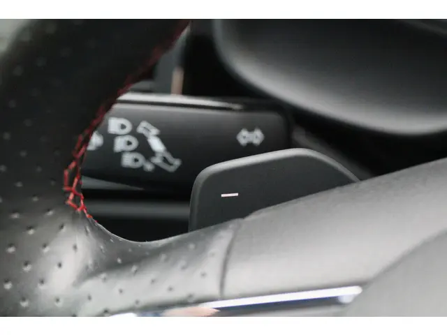 SEAT Ateca 1.5 TSI FR Business Intense 2019 Benzine 43