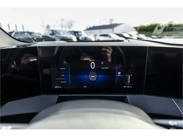 Opel Astra Electric 54 kWh GS 2024 Elektrisch 8