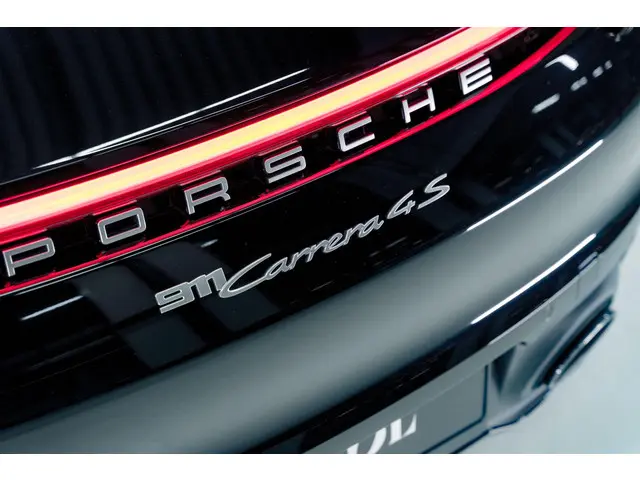 Porsche 911 Carrera 4S Cabriolet 2020 Benzine 6