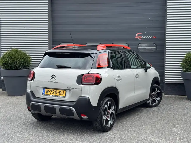 Citroën C3 Aircross 1.2 PureTech S&S Shine 2017 Benzine 2