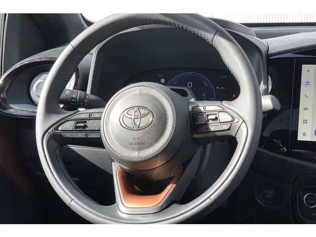 Toyota Aygo X Hybrid 115 envy 2026 Hybride Benzine 14