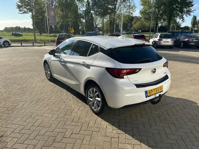 Opel Astra 1.4 Innovation 2018 Benzine 6