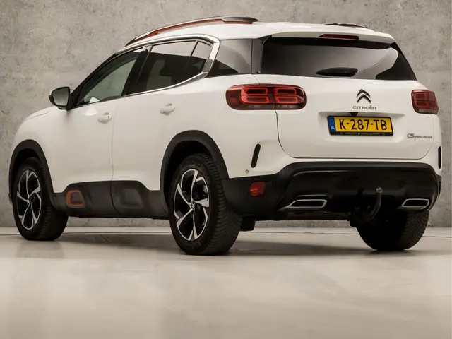 Citroën C5 Aircross 1.6 PureTech Sport 2019 Benzine 3