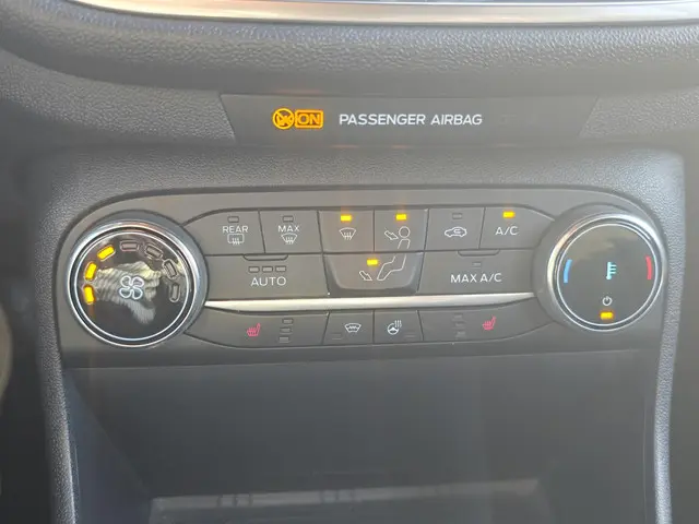 Ford Fiesta 1.0 EcoBoost Hybrid ST-Line X 2021 Benzine 27