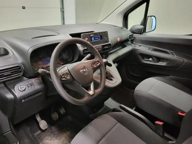 Opel Combo 1.5D Euro 6! 2022 Diesel 4