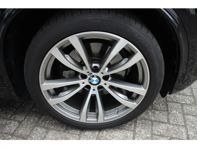 BMW X5 xDrive35i High Executive 2016 Benzine 5