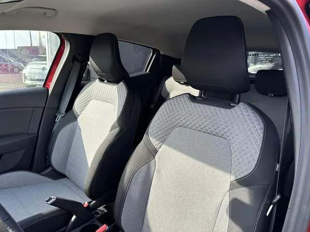 Renault Clio TCe 90 GPF Evolution 2025 Benzine 11