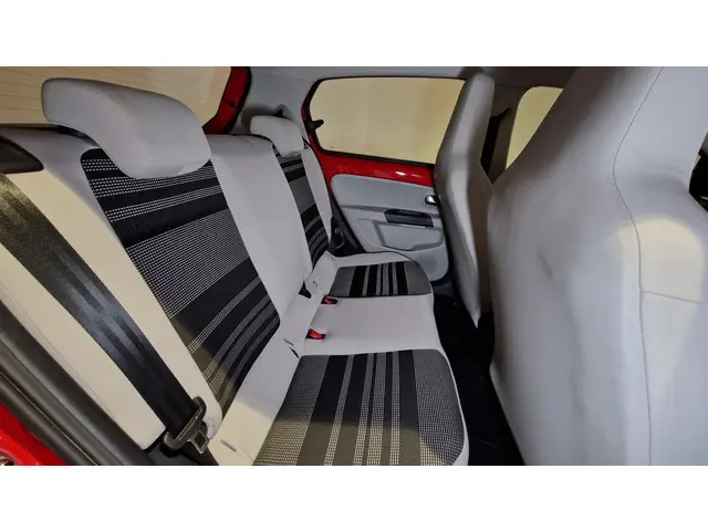 SEAT Mii 1.0 Style Chic 2012 Benzine
