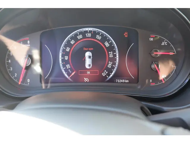 Opel Insignia Sports Tourer 1.6 T Business+ 2014 Benzine 12