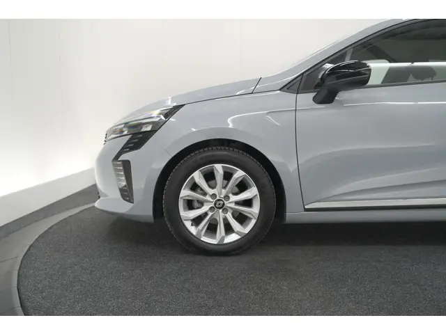 Renault Clio TCe 90 Evolution 2024 Benzine 21