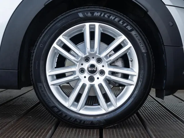 MINI Countryman Cooper Aut. 2023 Benzine 6