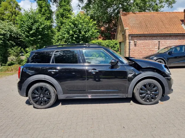 MINI Countryman Mini 1.5 Cooper Chili 2020 Benzine 2
