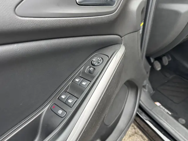 Opel Grandland 1.2 Turbo GS 2024 Benzine 16