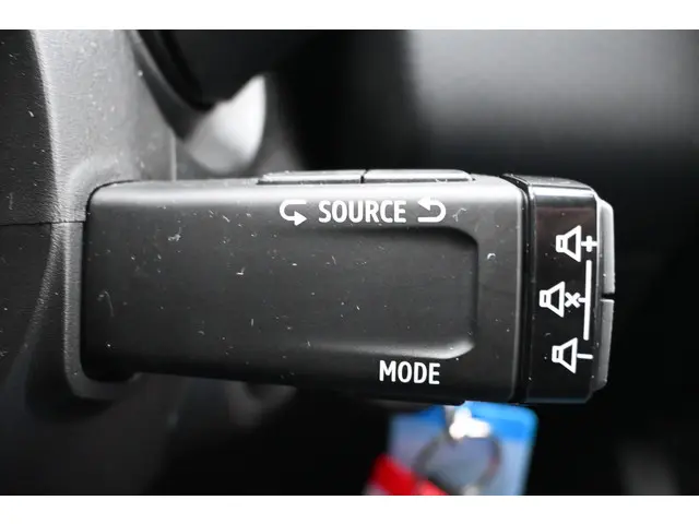 Renault Clio 1.0 TCe Zen 2021 Benzine 35