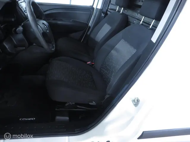 Opel Combo 1.3 CDTi L1H1 ecoFLEX Edition 2014 Diesel 6