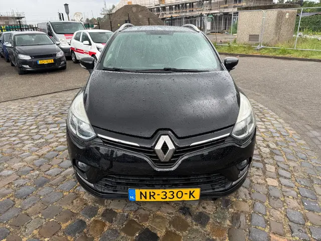 Renault Clio Estate 0.9 TCe Limited 2017 Benzine 6