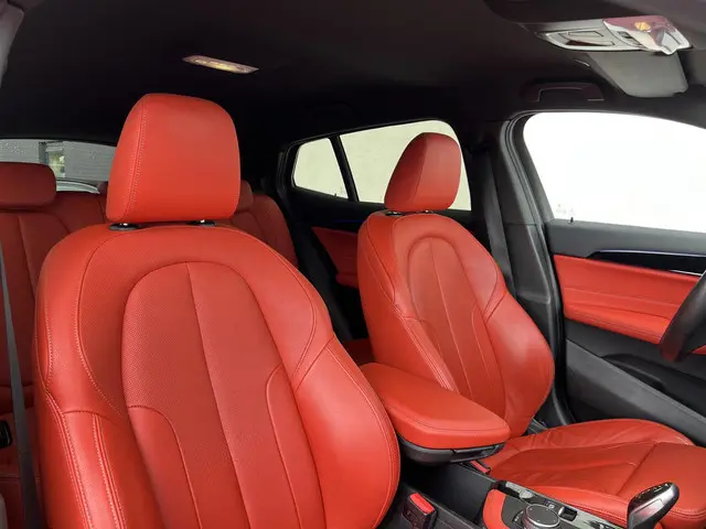 BMW X2 sDrive20i High Executive 2018 Benzine 6
