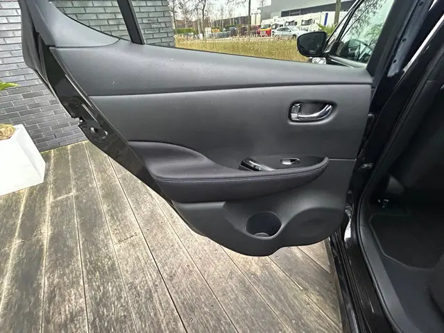 Nissan Leaf E+ N-Connecta 62 kWh 2021 Elektrisch 22