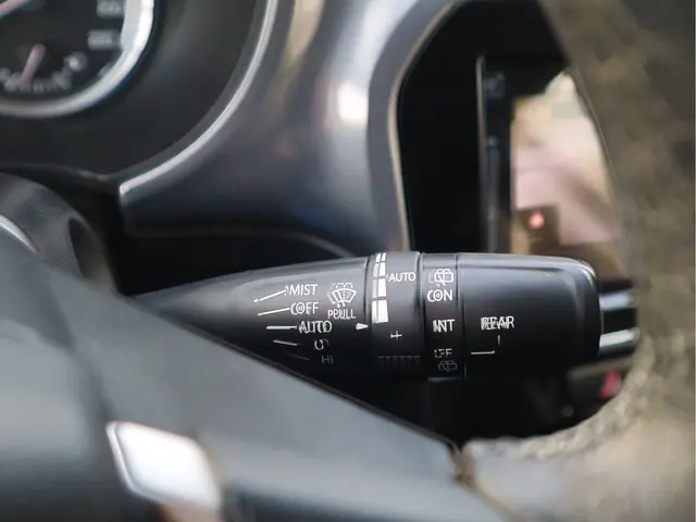 Suzuki Vitara 1.6 High Executive 2015 Benzine 17