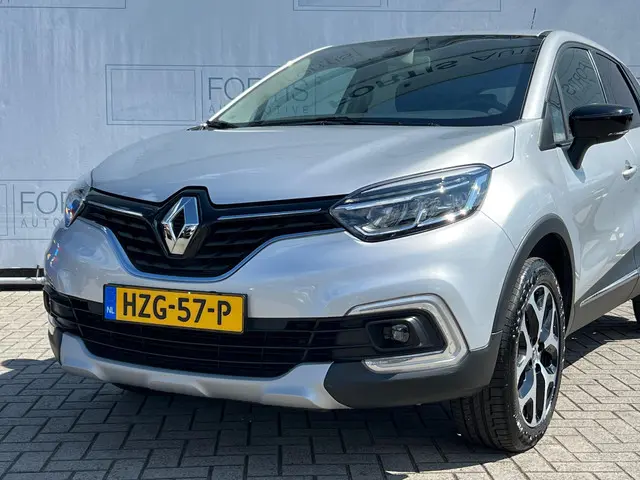 Renault Captur TCe 150 EDC Intens 2019 Benzine 11